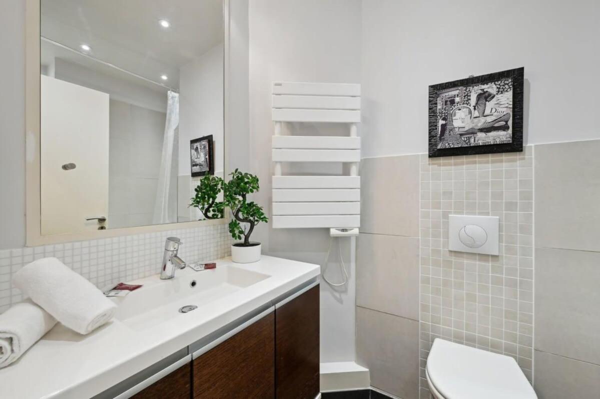 1Br Champs-Elysees - Cityapartmentstay Paris Exterior photo